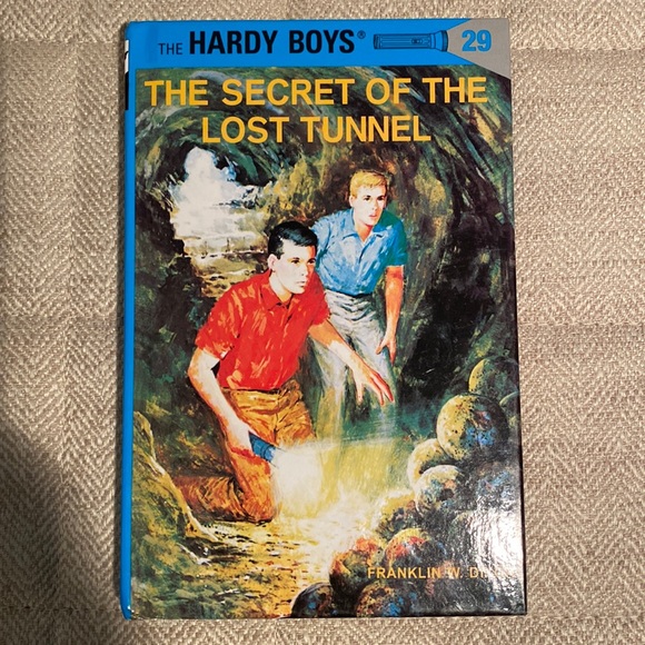 Hardy Boys 29 ‘The Secret of the Lost Tunnel’ Hardcover Book by Franklin W Dixon - Picture 1 of 3